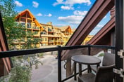 Mountain Suite with Hot Tub & Fitness Center