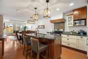 Rocky Mountain Retreat | Sleeps 6 • King + Queen