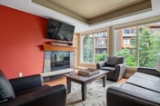 Solara Resort Suite: Hot Tub, BBQ & Park Pass