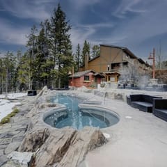 Mountain Condo w/3 BDRM & Hot Pools!