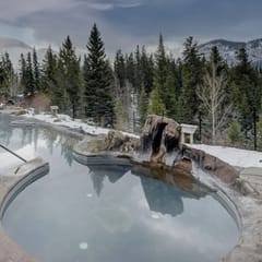 Mountain Top Escape w/ Pool, Hot Tub + Games Room!