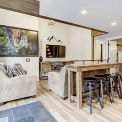Mountain Townhouse with Heated Pool & Free Pass