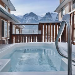 Mountain View Condo and Banff National Park Pass
