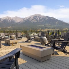 Rocky Mountain Hideaway | Sauna + Fire Pits