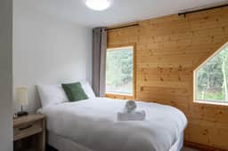 Suite 3 at The Gem | Modern 2BR | Sleeps 6 - Image 3