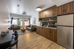The Gem Stays | Private 10-Suite Retreat Sleeps 56 - Image 3