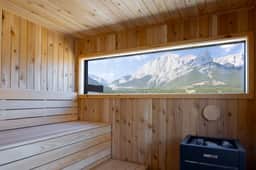 Downtown Canmore Mountain Escape - Image 4