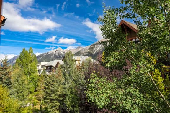 Luxury 2BR Mountain Retreat | Pool & Hot Tub - Image 1