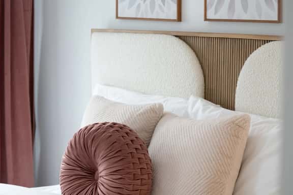 The Ruby Suite | Premium Rocky Mountain Retreat - Image 1