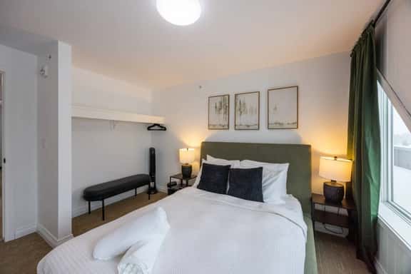 The Jade Suite | Stylish 2BR at The Gem - Image 1