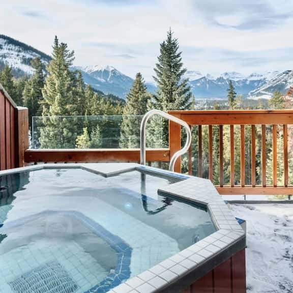 Condo w/Private HOT TUB & Mountain Views! - Image 1