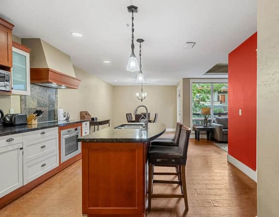 Chic 1BR Mountain Suite | King Bed + Pool - Image 2