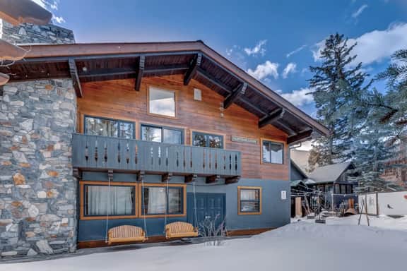 Heart of Canmore- Private Romantic Suite-2 Guests - Image 2