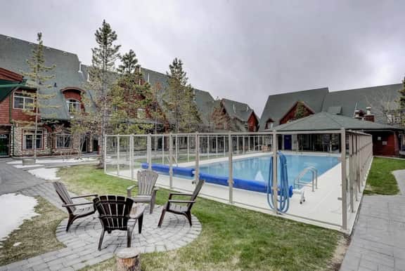 Mystic Springs: Heated Pool & Banff Park Pass - Image 5