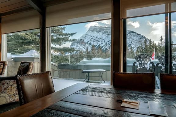 Banff Condo Shared Pool Stunning Mountain Views! - Image 1